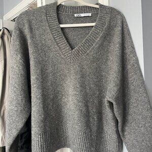 Zara gray sweater